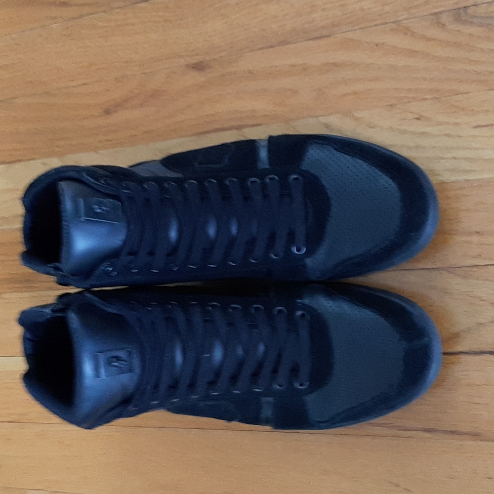 The koople shoes men